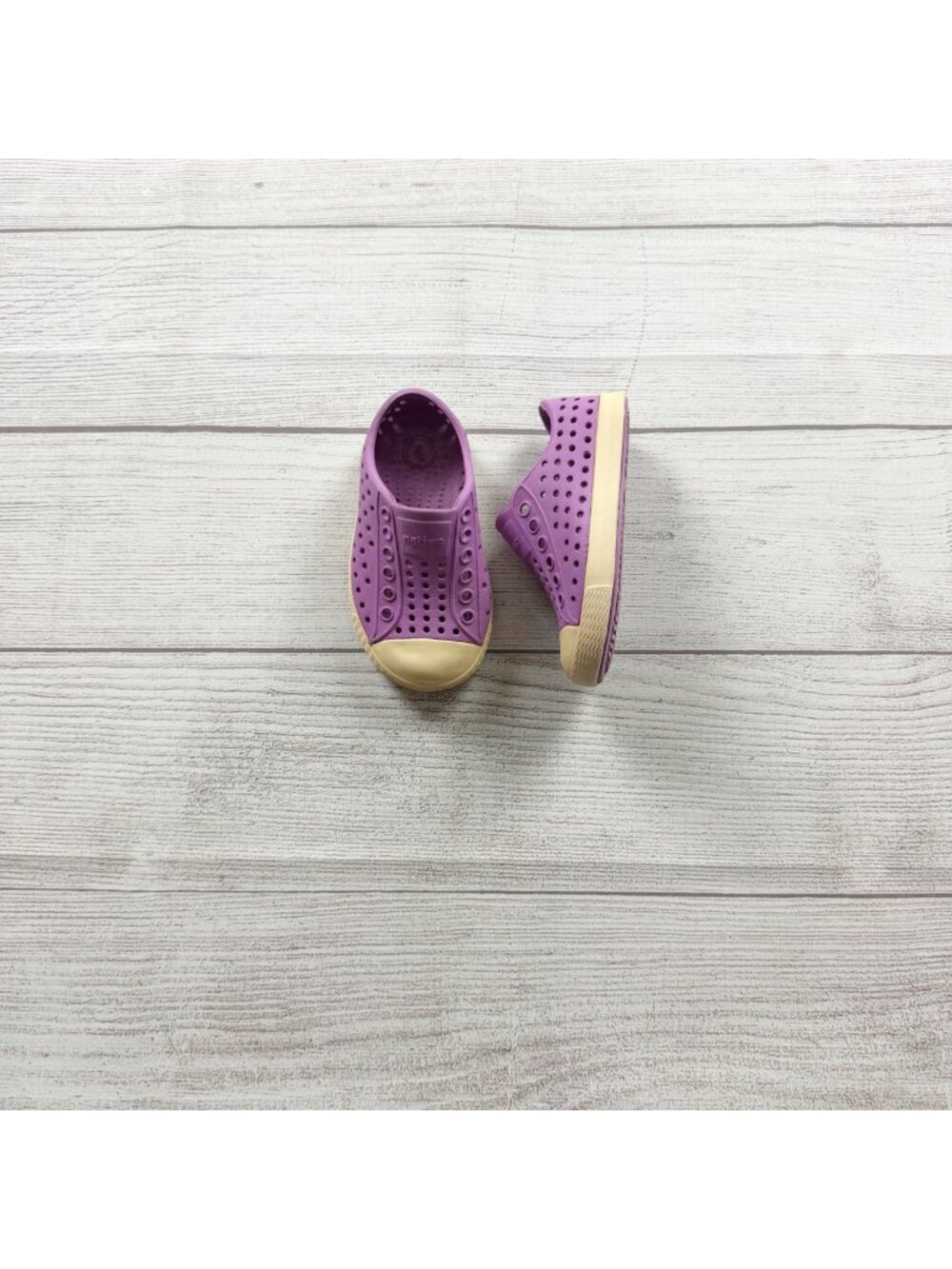 Native Kids Shoes Jefferson Purple Perforated Lightweight Slip On Sneakers US 5